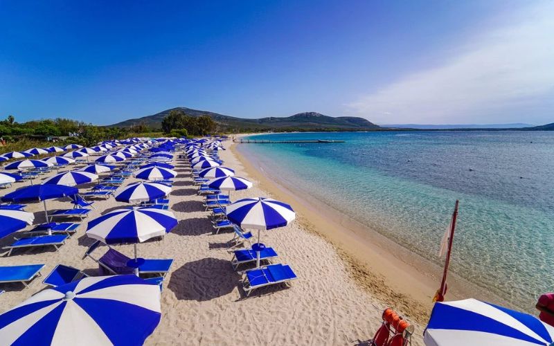 FUTURA CLUB BAIA DI CONTE